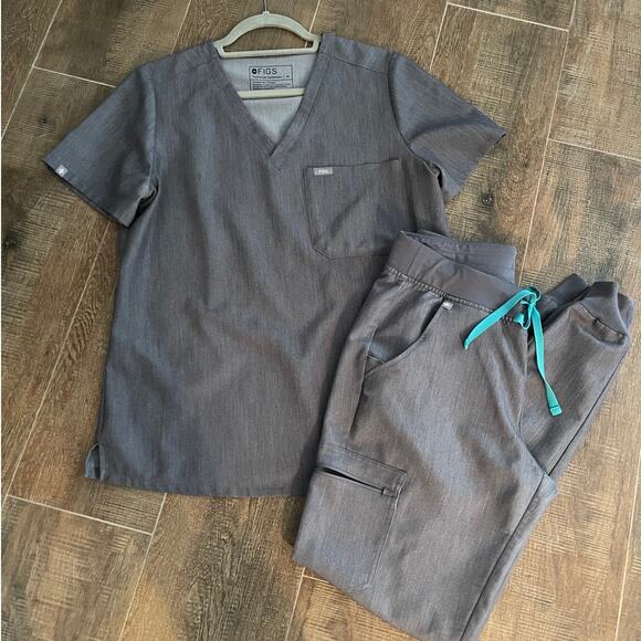 Figs Technical Collection Women's Scrub Set PANTS SMALL S/T & TOP MEDIUM - Picture 2 of 12